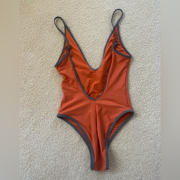 aerie one piece swimsuit - Picture 2 of 3